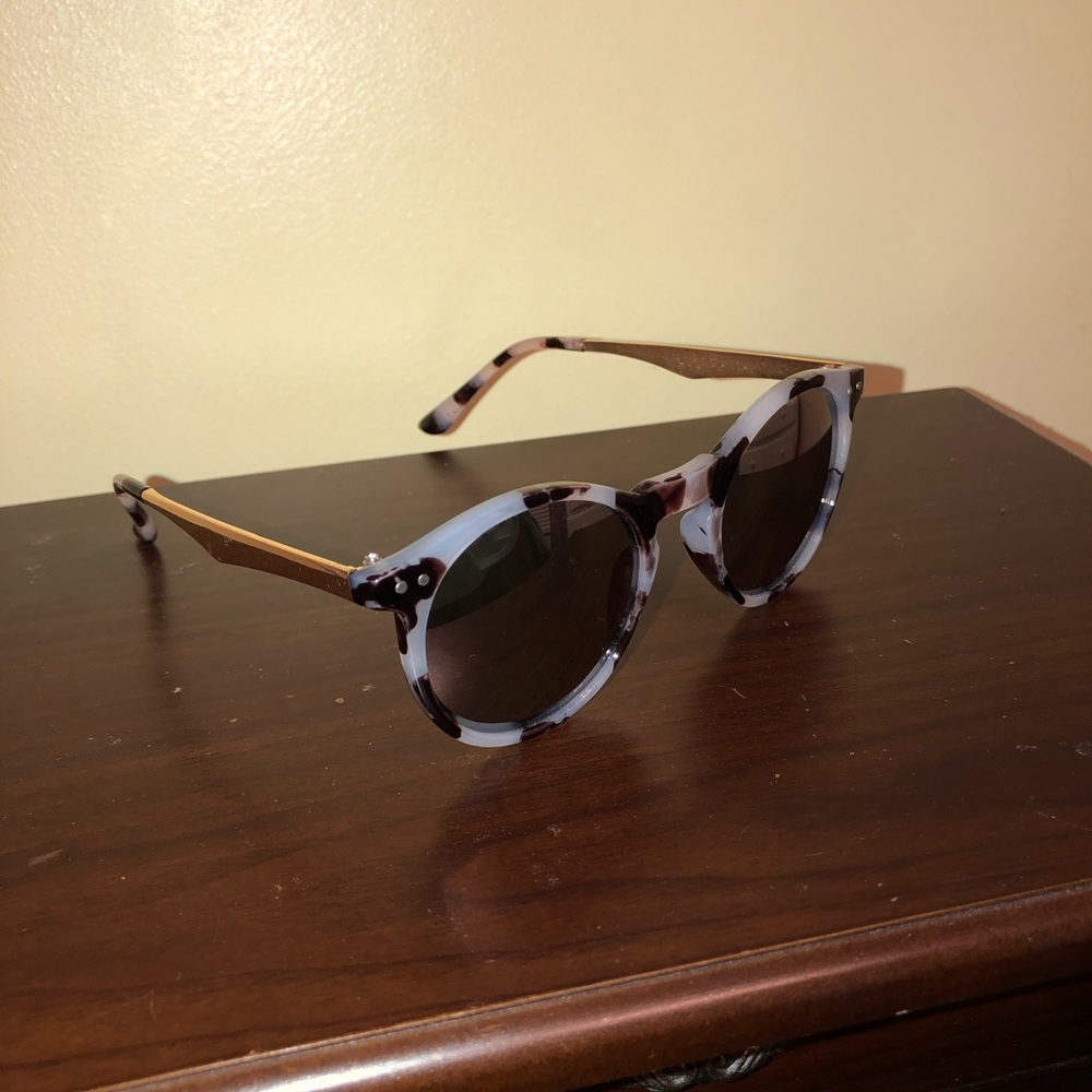 sunglasses 🌞 - Picture 2 of 7
